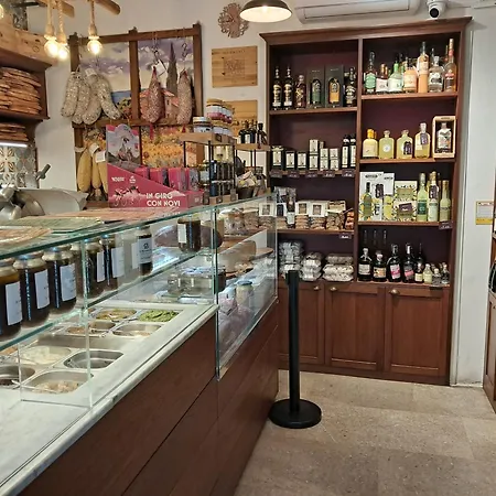 密涅瓦酒店