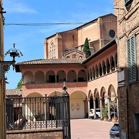 Hotel Minerva 3*
