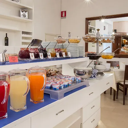 密涅瓦酒店 酒店