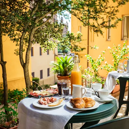 Minerva Hotel 3*