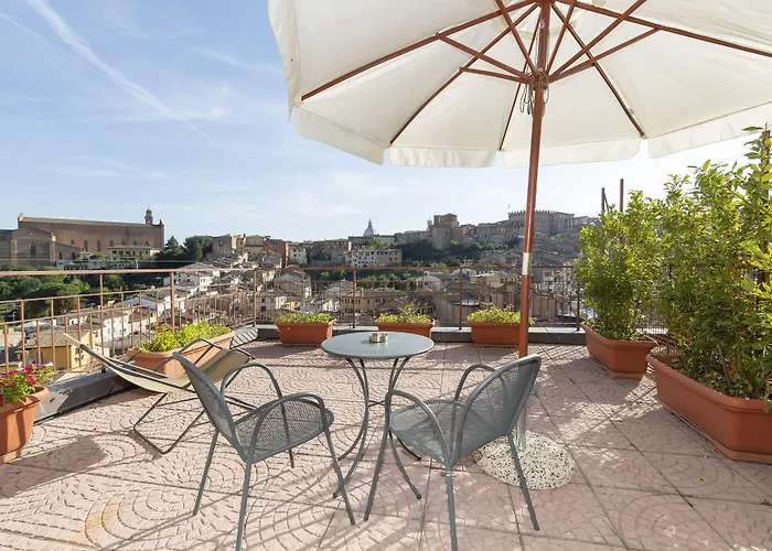 Minerva Hotel 3*