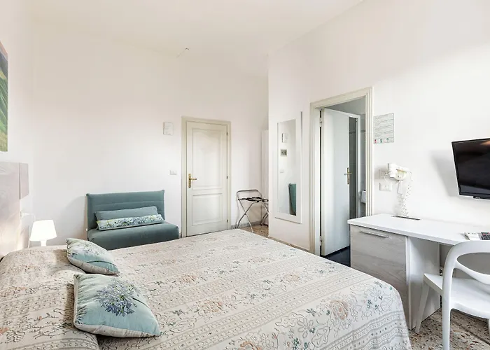 Отель Minerva 3*