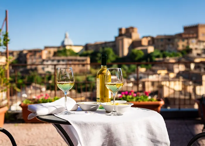 Minerva Отель Сиена