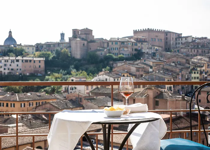 Minerva Отель Сиена