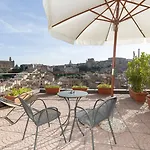 Minerva Hotel 3*